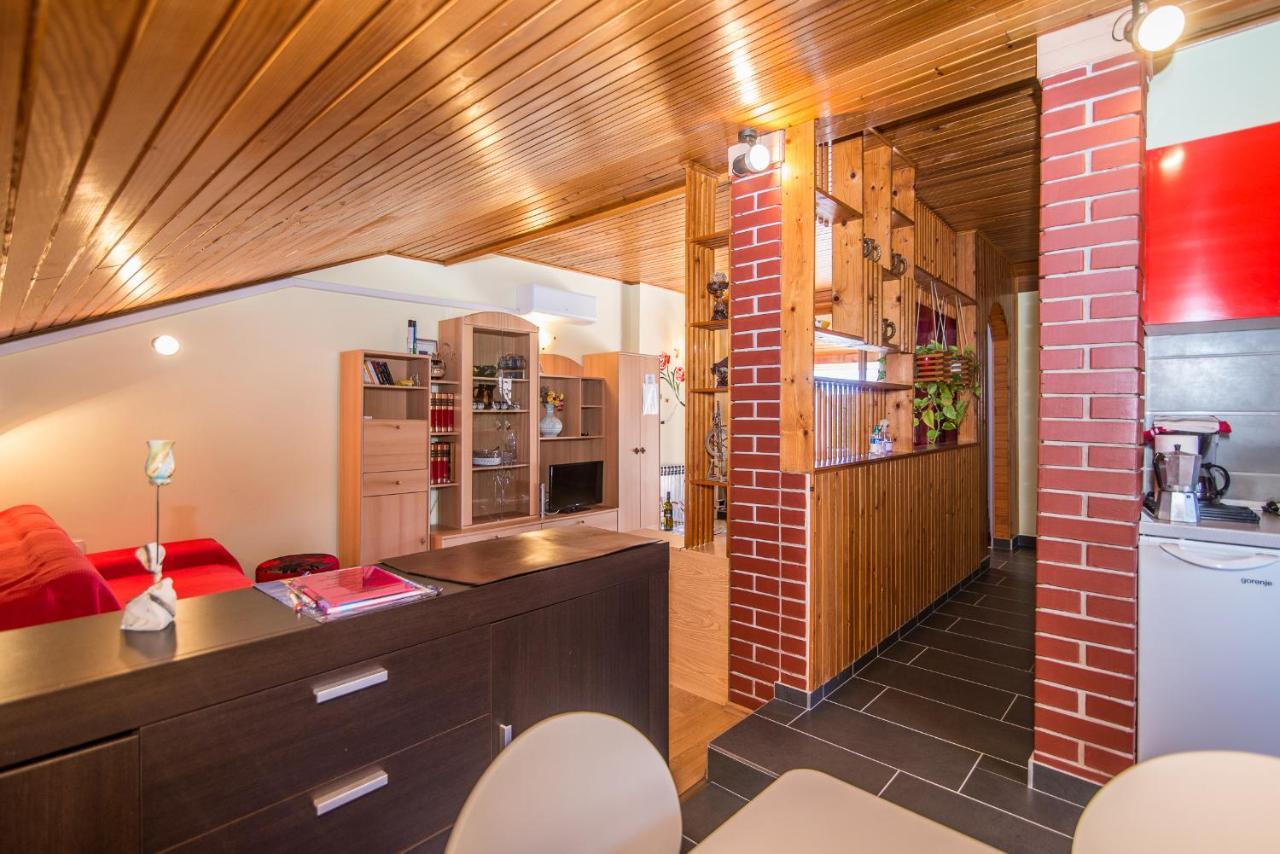 Apartment Vesna 罗维尼 外观 照片