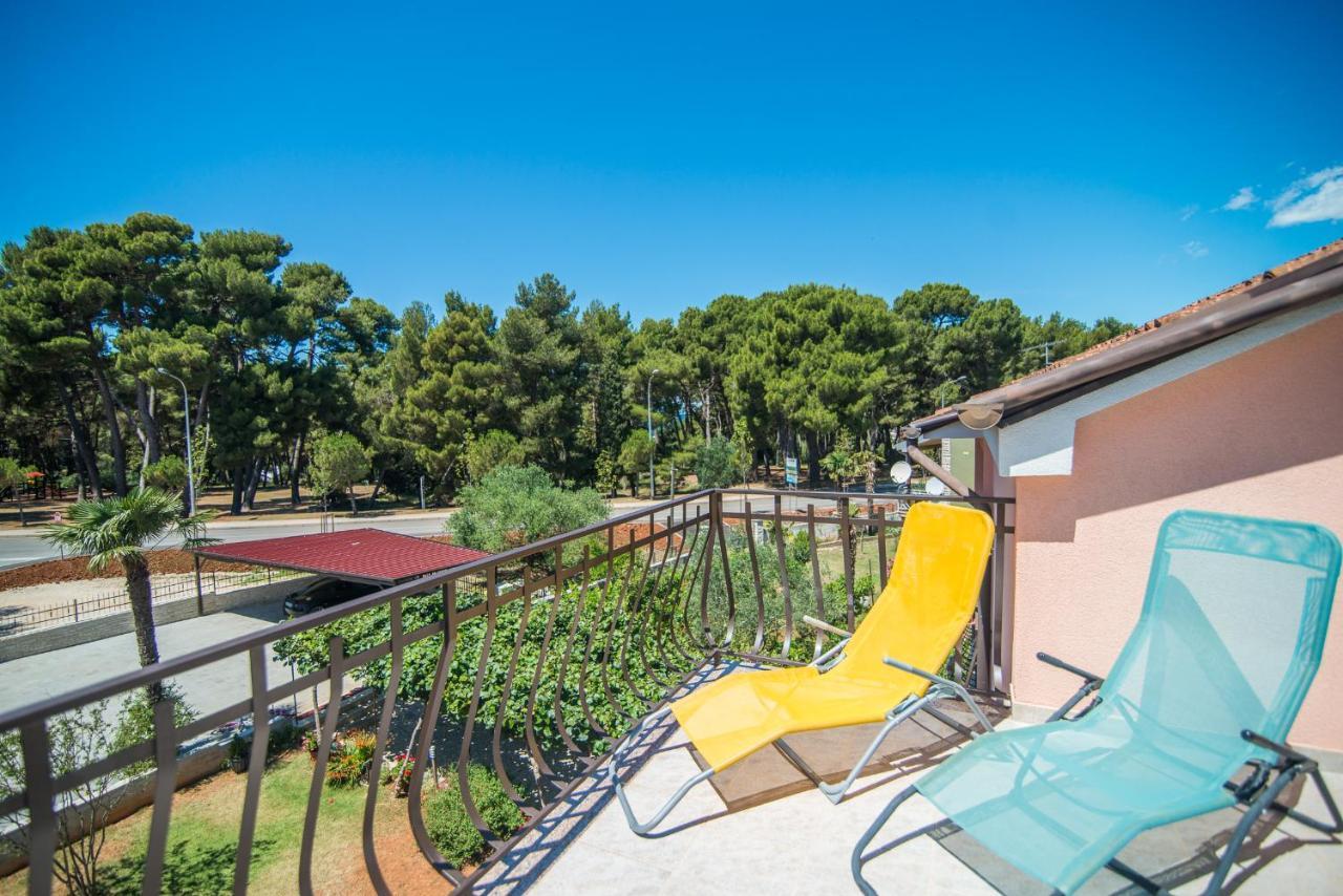 Apartment Vesna 罗维尼 外观 照片